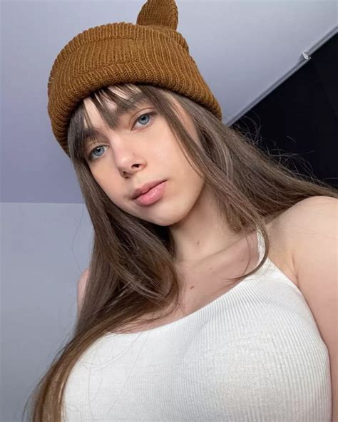 ijenz surgery|IJenz (Twitch ASMR) Wiki, Biography, Age, Height ...